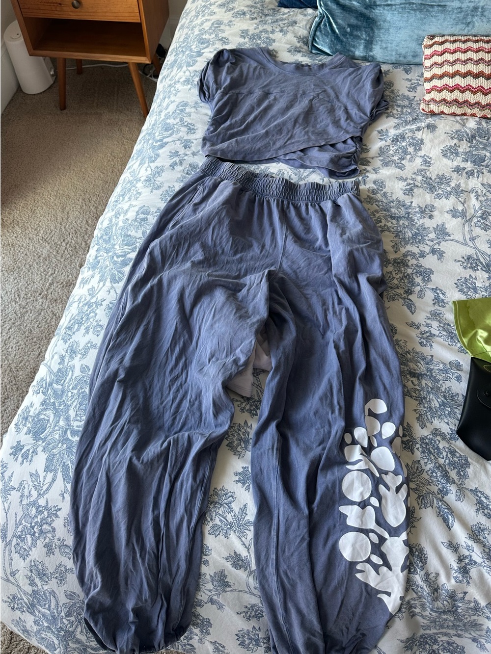Free People Hot Shot set - Picture 3 of 5